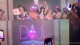 Leslie Golden (lesliehannahbelle) OnlyFans Leaks Instagram Star is a Former Cheerleader 23