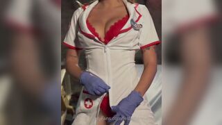 Leslie Golden (lesliehannahbelle) OnlyFans Leaks Instagram Star is a Former Cheerleader 26