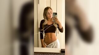Leslie Golden (lesliehannahbelle) OnlyFans Leaks Instagram Star is a Former Cheerleader 15