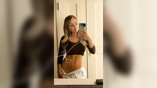 Leslie Golden (lesliehannahbelle) OnlyFans Leaks Instagram Star is a Former Cheerleader 15