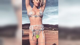 Leslie Golden (lesliehannahbelle) OnlyFans Leaks Instagram Star is a Former Cheerleader 19