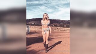 Leslie Golden (lesliehannahbelle) OnlyFans Leaks Instagram Star is a Former Cheerleader 19