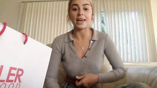 Leslie Golden (lesliehannahbelle) OnlyFans Leaks Instagram Star is an ex-Cheerleader 1