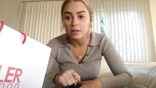 Leslie Golden (lesliehannahbelle) OnlyFans Leaks Instagram Star is an ex-Cheerleader 1