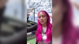 Leslie Golden (lesliehannahbelle) OnlyFans Leaks Instagram Star is a Former Cheerleader 56