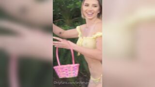 Leslie Golden (lesliehannahbelle) OnlyFans Leaks Instagram Star is a Former Cheerleader 61