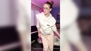 Highlandbunny (Highland Bunny) OnlyFans Leaks Friendly Scottish lass with nice tits and big ass 100