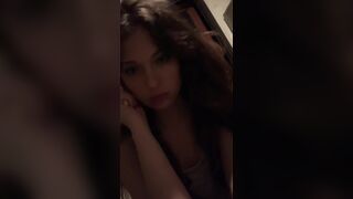 Annablossom (Anna Blossom)  Leaks Amateur Homemade Cellphone Footage of Personal BJ & Facial () 