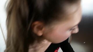 Annablossom (Anna Blossom)  Leaks Ordered Food but Hungry for Cock, Interrupted by Doordash Delivery Girl... 