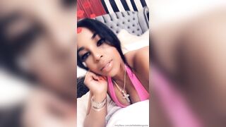 Ariielalalangosta (Ariela) OnlyFans Leaks ariiela1230 Ebony Latina Smug Girl Porn Video 3