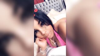 Ariielalalangosta (Ariela) OnlyFans Leaks ariiela1230 Ebony Latina Smug Girl Porn Video 3