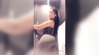 Ariielalalangosta (Ariela) OnlyFans Leaks ariiela1230 Ebony Latina Smug Girl Porn Video 13
