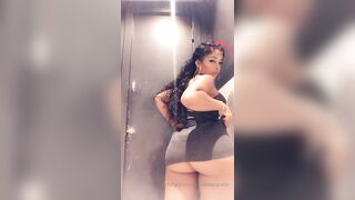 Ariielalalangosta (Ariela) OnlyFans Leaks ariiela1230 Ebony Latina Smug Girl Porn Video 13
