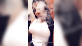 Ariielalalangosta (Ariela) OnlyFans Leaks ariiela1230 Ebony Latina Smug Girl Porn Video 1