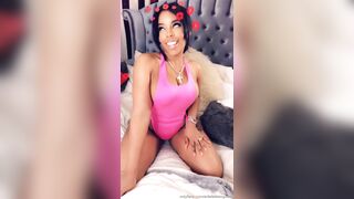 Ariielalalangosta (Ariela) OnlyFans Leaks ariiela1230 Ebony Latina Smug Girl Porn Video 2