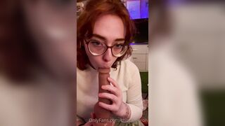 Thiccameron (Cam) OnlyFans Leaks Sweet Little Redhead with a Pussy Worship Kink Porn Video 357