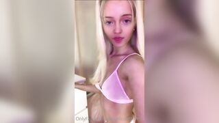 Petitesneakylink (Petite Sneaky Link) OnlyFans Leaks Drain your Pockets or Drain your Dick 12