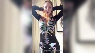 Theivoryfox (Ivory Fox) OnlyFans Leaks huge nerd, psych major, sweet tooth Porn Video 58