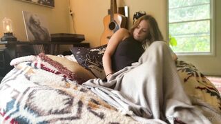 Theivoryfox (Ivory Fox) OnlyFans Leaks huge nerd, psych major, sweet tooth Porn Video 56