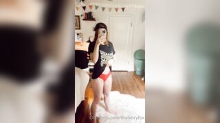 Theivoryfox (Ivory Fox) OnlyFans Leaks huge nerd, psych major, sweet tooth Porn Video 130