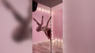 Lunaluck (Luna Luck) OnlyFans Leaks Petite Redhead with Tons of Tattoo Porn Video 547