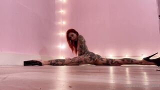 Lunaluck (Luna Luck) OnlyFans Leaks Petite Redhead with Tons of Tattoo Porn Video 451