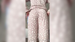 JuicyTooshie (Ashleigh) OnlyFans Leaks Face Reveal Juicy Tooshie Queen of Erotica Porn Video 92