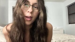Stephkegels (Steph Kegels) OnlyFans Leaks a gril with a big smile & heart & ass Porn Video 152