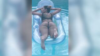 Stephkegels (Steph Kegels) OnlyFans Leaks a gril with a big smile & heart & ass Porn Video 122