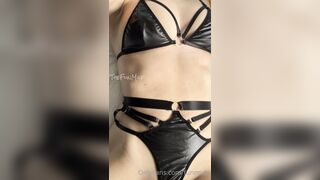 Funmum (Fun Mum aka TheFunMilf) OnlyFans The Fun Milf is a Hot Wife Porn Video 30