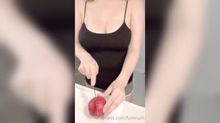 Funmum (Fun Mum aka TheFunMilf) OnlyFans The Fun Milf is a Hot Wife Porn Video 240