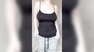 Funmum (Fun Mum aka TheFunMilf) OnlyFans The Fun Milf is a Hot Wife Porn Video 184