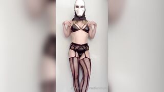 Funmum (Fun Mum aka TheFunMilf) OnlyFans The Fun Milf is a Hot Wife Porn Video 92