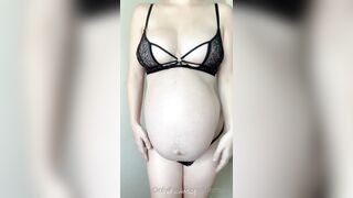 Funmum (Fun Mum aka TheFunMilf) OnlyFans The Fun Milf is a Hot Wife Porn Video 288