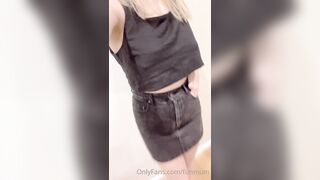 Funmum (Fun Mum aka TheFunMilf) OnlyFans The Fun Milf is a Hot Wife Porn Video 47