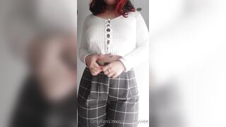 Poisonyviee (Poison Yvie) OnlyFans Leaks Yvie Velour Big Ass Latina Porn Video 135