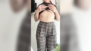 Poisonyviee (Poison Yvie) OnlyFans Leaks Yvie Velour Big Ass Latina Porn Video 141