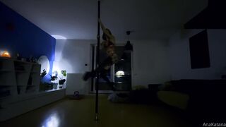 AnaKatana (anndroid17 aka anakatana2) OnlyFans Leaks Ana Katana Slim Crazy Girl Porn Video 2