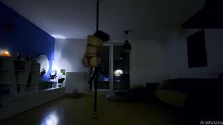 AnaKatana (anndroid17 aka anakatana2) OnlyFans Leaks Ana Katana Slim Crazy Girl Porn Video 2