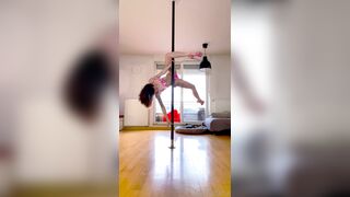 AnaKatana (anndroid17 aka anakatana2) OnlyFans Leaks Ana Katana Thin Psycho Babe Porn Video 8