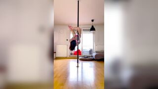 AnaKatana (anndroid17 aka anakatana2) OnlyFans Leaks Ana Katana Thin Psycho Babe Porn Video 8