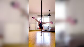 AnaKatana (anndroid17 aka anakatana2) OnlyFans Leaks Ana Katana Thin Psycho Babe Porn Video 8