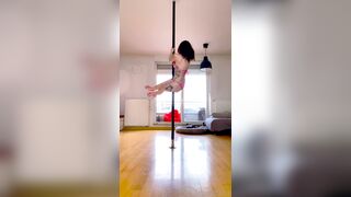 AnaKatana (anndroid17 aka anakatana2) OnlyFans Leaks Ana Katana Thin Psycho Babe Porn Video 8