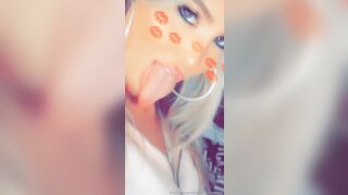  Butterybubblebutt (Brittany Benz) OnlyFans Leaks bootygangtv aka LolBambii_ Horny Blondie Porn Video 3