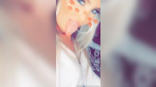  Butterybubblebutt (Brittany Benz) OnlyFans Leaks bootygangtv aka LolBambii_ Horny Blondie Porn Video 3