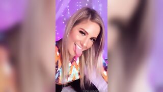 ButteryBubbleButt (Brittany Benz) brittanybenz_ OnlyFans Leaks Cam Girl Salam Habibi is a Good Girl Gone Bad 10