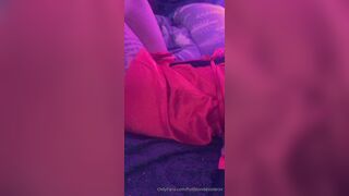 Bebacksoonxx (hotblondesistersx) OnlyFans Leaks Horny Slut Blondie Sister Porn Video 2