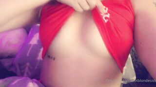 Bebacksoonxx (hotblondesistersx) OnlyFans Leaks Horny Slut Blondie Sister Porn Video 8