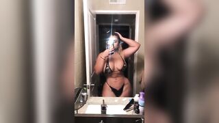 Littlemisslibrarian (Carmela Habibi aka carmellaxo) OnlyFans Leaks Habibihearts Chubby Ebony Babe Porn Video 8
