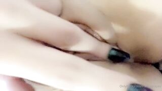 Christine (toxicbubblegum aka Saracnez aka trashygrapes) OnlyFans Leaks  Hot Chaos Girl Porn Video 28